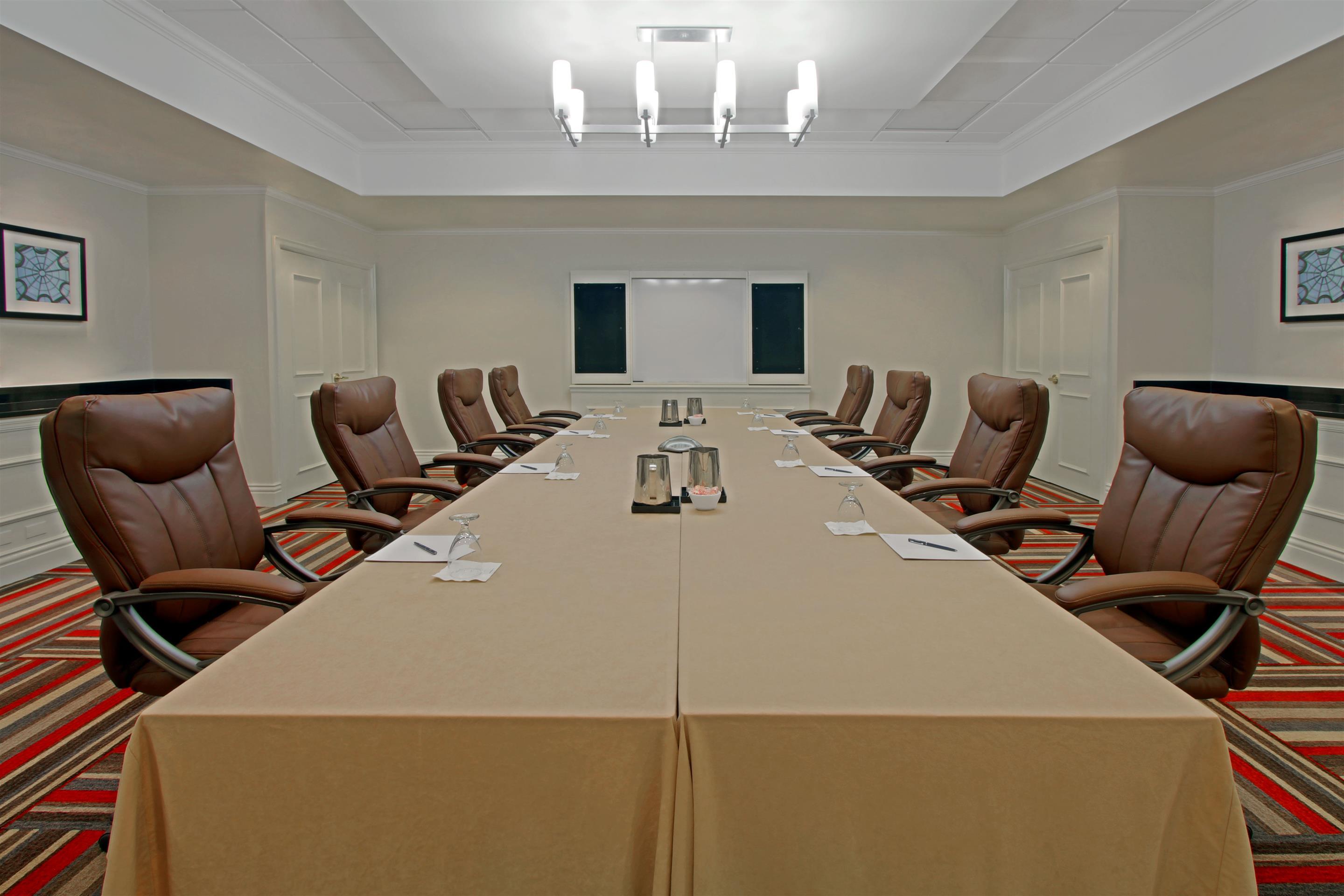 Four Points By Sheraton York Εξωτερικό φωτογραφία