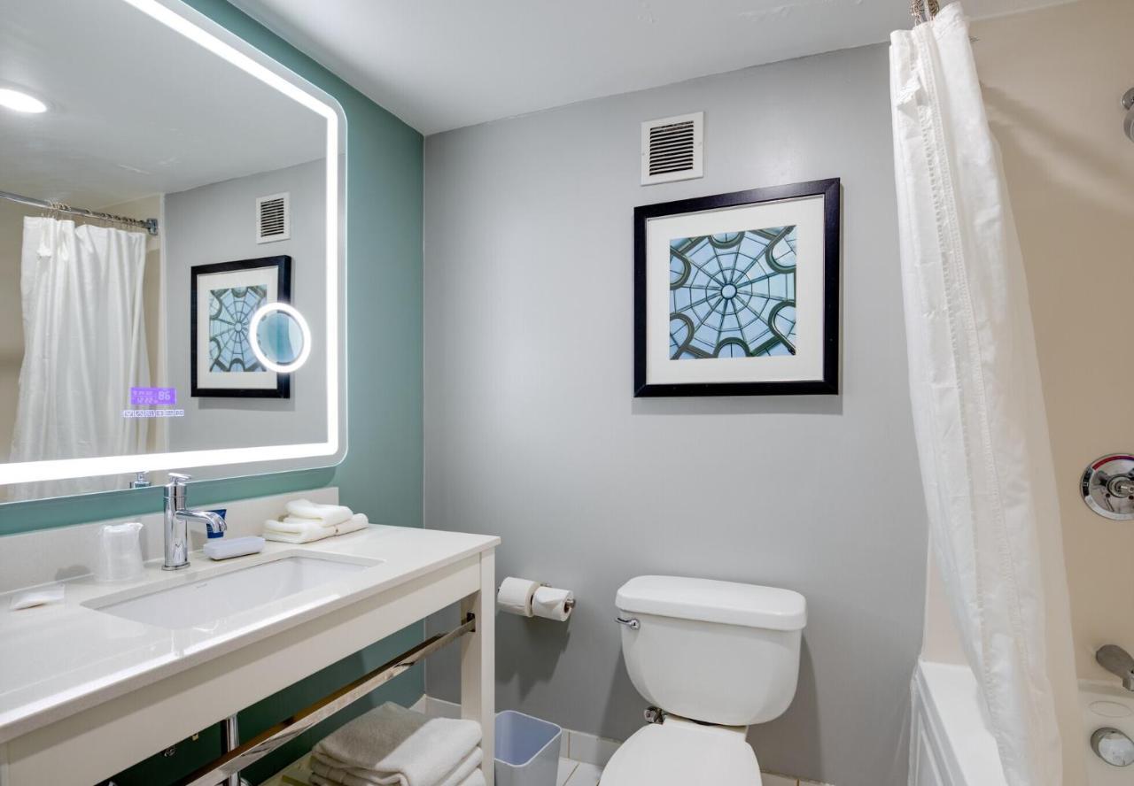 Four Points By Sheraton York Εξωτερικό φωτογραφία